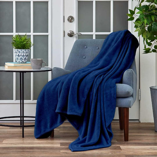 Everyday 1500 Series Fleece Blanket - College Dorm Room Essentials - All Season, Stays Fresh & Clean - Soft, Breathable & Skin-Friendly (Twin/Twin XL, Navy)